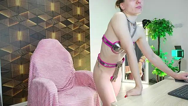 Try the thrill of flirt babes with our cam hosts, featuring unclothed wildness while getting naked and playing with their favored sex toys.