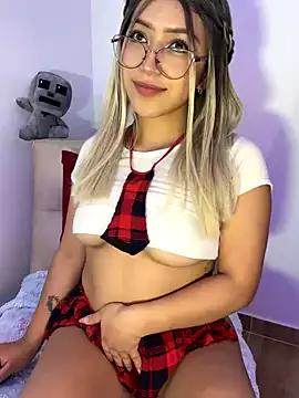 AngellaMoraa from StripChat is Freechat