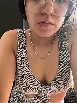 angie_rousse_ from StripChat is Freechat