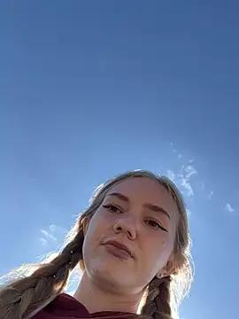AnieMiller from StripChat is Freechat