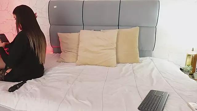 AnitaKariri from StripChat is Freechat