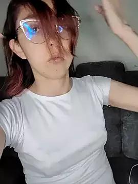 AnnieSparkle from StripChat is Freechat
