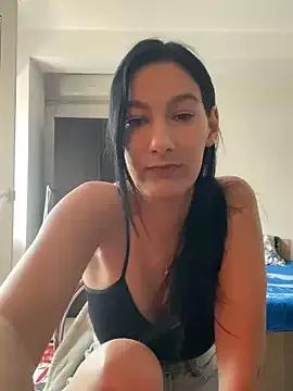 AnnnMary from StripChat