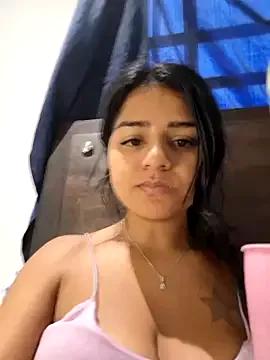 AnnRosse18 from StripChat is Freechat