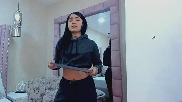 AntonellaScotth from StripChat is Freechat