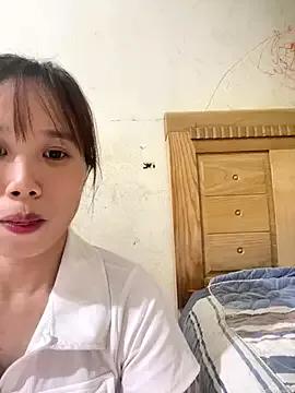 Anya-- from StripChat is Freechat