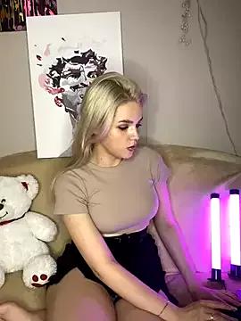 April_Purr from StripChat is Freechat