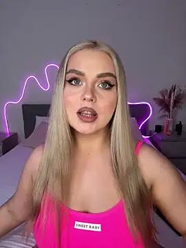 April_Vancee from StripChat is Freechat