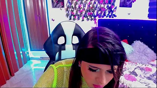 Try the thrill of flirt babes with our cam hosts, featuring unclothed wildness while getting naked and playing with their favored sex toys.