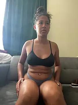 AshleyLoveee from StripChat is Freechat