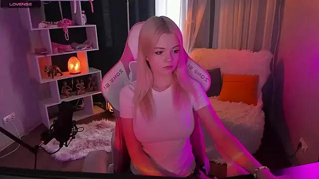 Try the thrill of flirt babes with our cam hosts, featuring unclothed wildness while getting naked and playing with their favored sex toys.