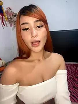 Ashly_cutee from StripChat is Freechat