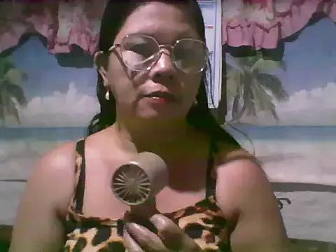asian_bhebs1 from StripChat is Freechat