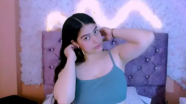 aura_starling from StripChat is Freechat