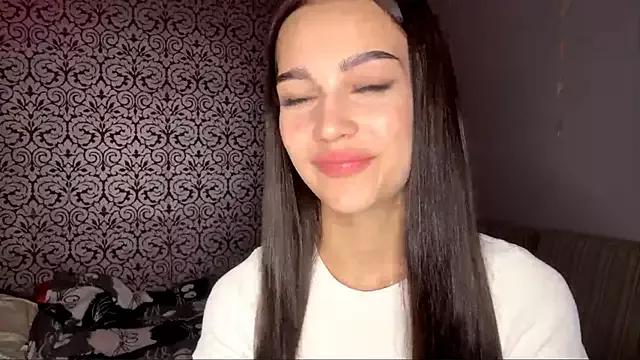 AuraJefcoat from StripChat is Freechat
