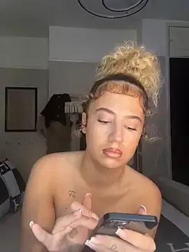 Aurorajadex from StripChat is Freechat