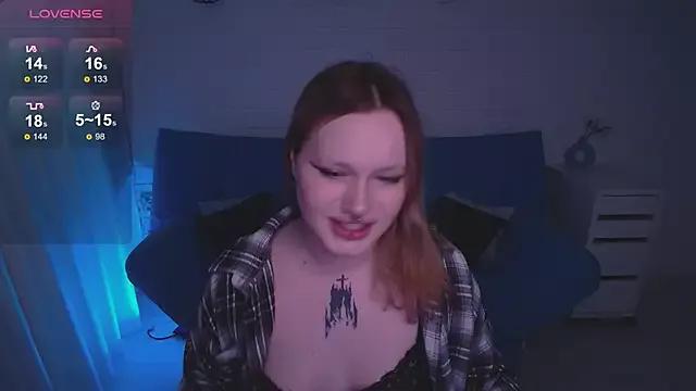 AuroraMour from StripChat is Freechat