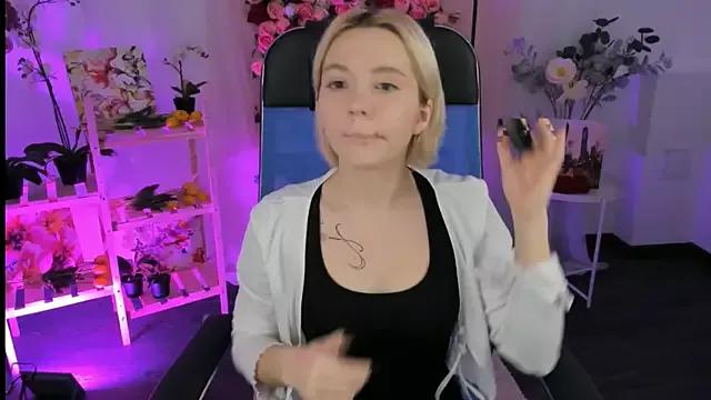 Try the thrill of flirt babes with our cam hosts, featuring unclothed wildness while getting naked and playing with their favored sex toys.