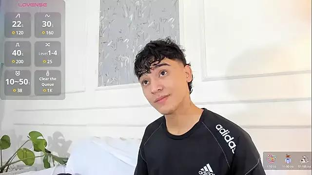 Austin_Cardieff from StripChat is Freechat