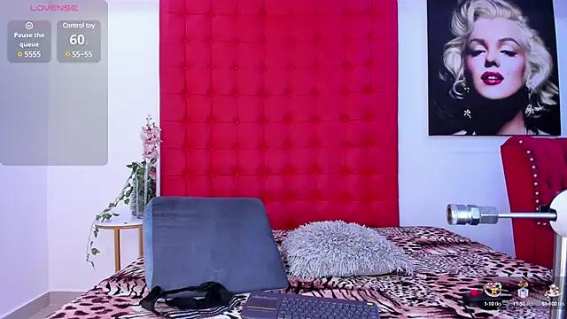 Try the thrill of flirt babes with our cam hosts, featuring unclothed wildness while getting naked and playing with their favored sex toys.
