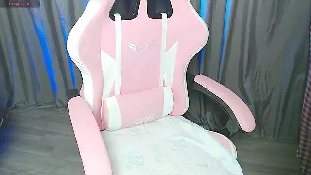 Try the thrill of flirt babes with our cam hosts, featuring unclothed wildness while getting naked and playing with their favored sex toys.