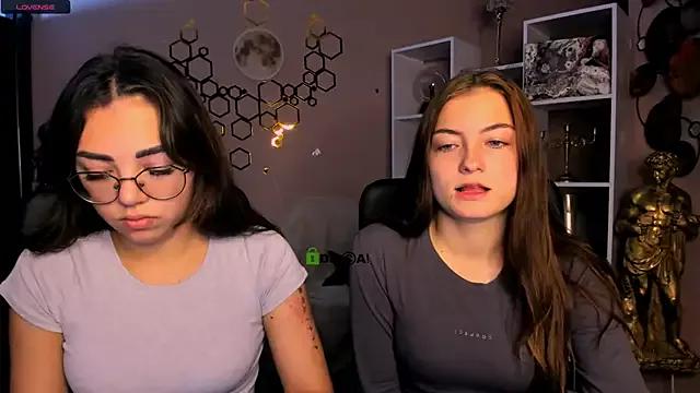 Try the thrill of flirt babes with our cam hosts, featuring unclothed wildness while getting naked and playing with their favored sex toys.