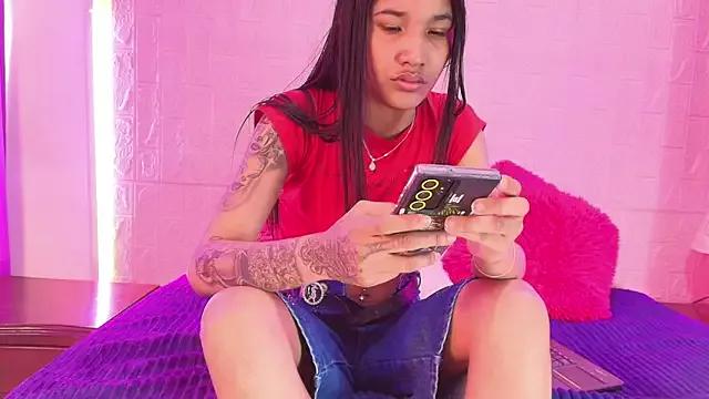 Baby_kinky-- from StripChat is Freechat
