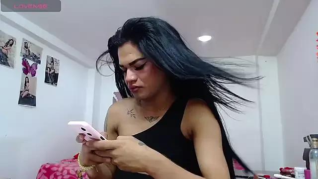 baby_pretty_veneno from StripChat is Freechat