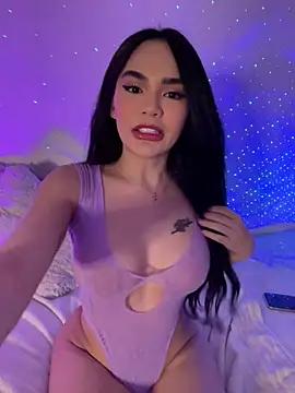 baddiemaxine from StripChat