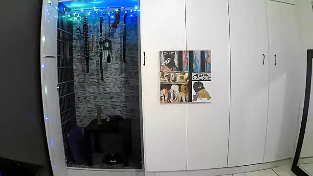 Try the thrill of flirt babes with our cam hosts, featuring unclothed wildness while getting naked and playing with their favored sex toys.