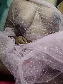 Banee_bunnyLIVE from StripChat is Freechat