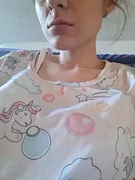 Photos of Bantjuli666 from StripChat is Freechat