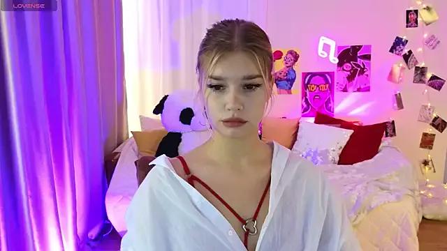 Try the thrill of flirt babes with our cam hosts, featuring unclothed wildness while getting naked and playing with their favored sex toys.