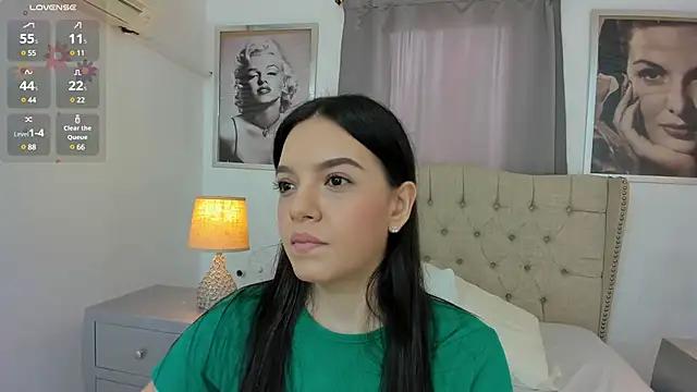 Beautyari_ from StripChat is Freechat