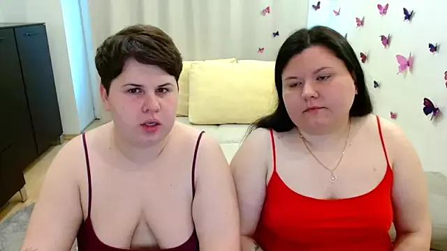 BeckyAndHellen from StripChat is Freechat