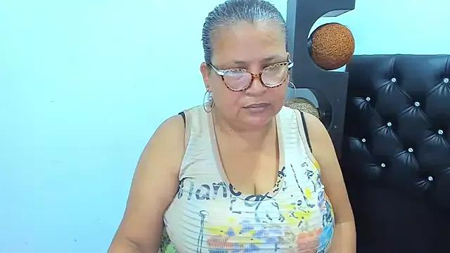 beckyummys from StripChat is Freechat