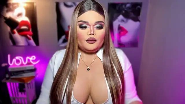BelindaLovex from StripChat is Freechat