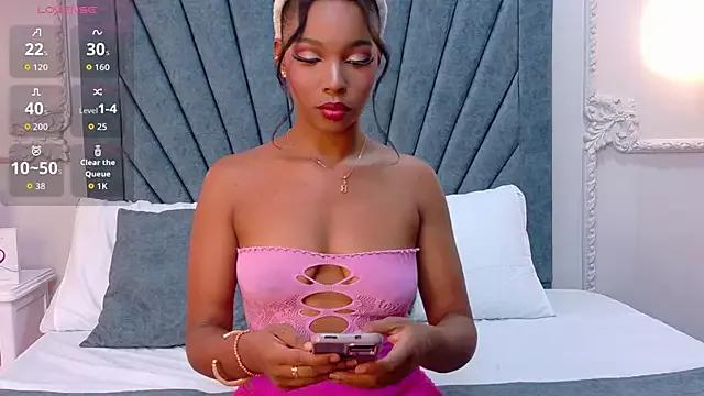 Bella-Torres from StripChat is Freechat