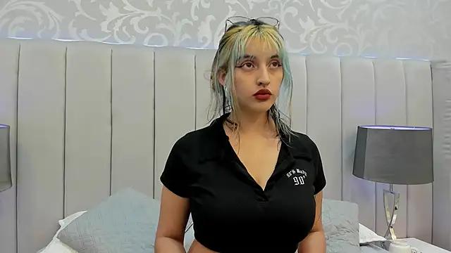 Try the thrill of flirt babes with our cam hosts, featuring unclothed wildness while getting naked and playing with their favored sex toys.