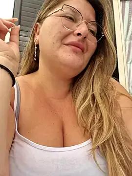BellaMonella88 from StripChat is Freechat