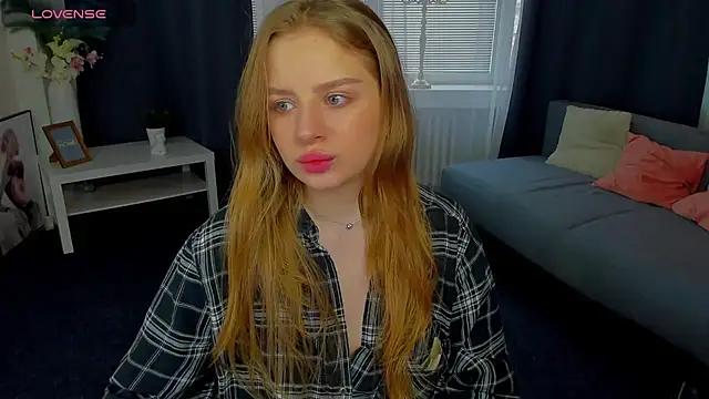 BellaXoxox from StripChat