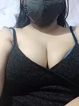 BigAssSarah from StripChat is Freechat