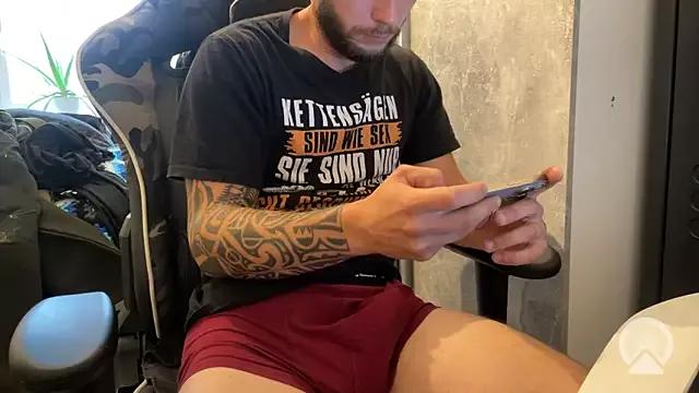 bigdick19cm90 from StripChat is Freechat