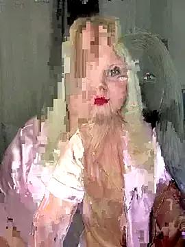 BlondyBrat from StripChat is Freechat