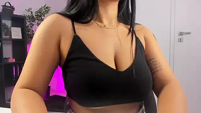 BlueEyes_BB from StripChat is Freechat