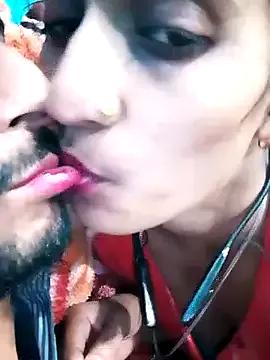 bold-couple from StripChat is Freechat
