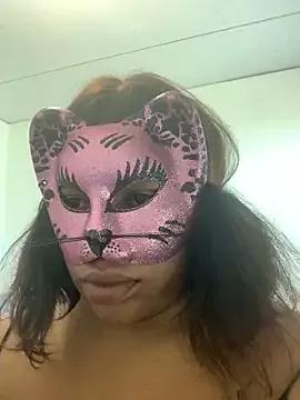 Photos of bonbonaumiel from StripChat is Freechat