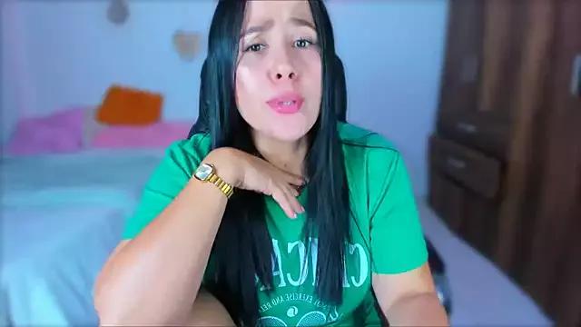bonny_greyl from StripChat is Freechat