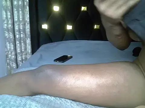 Boujee_tyra from StripChat is Freechat