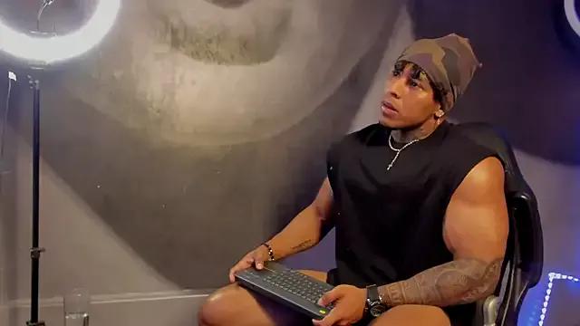 bradley_smith from StripChat is Freechat